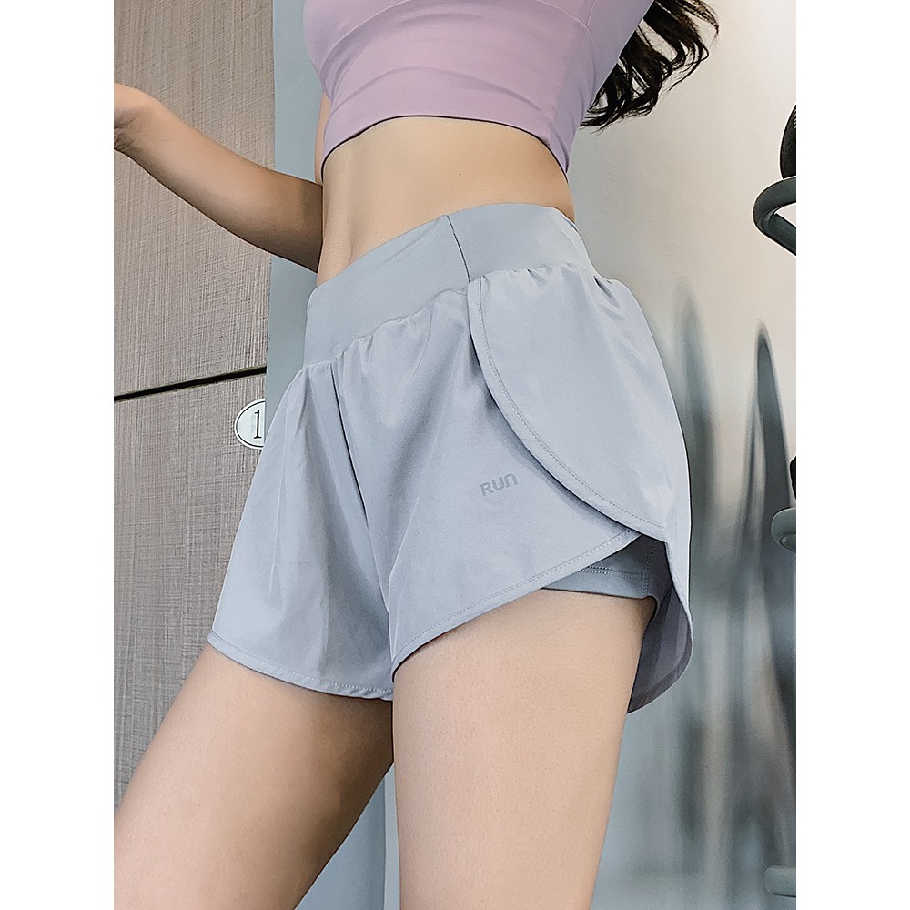 Quần Sort Đùi RUN 2 Lớp Tôn Mông Tập Gym Yoga Đồ Tập Giá Rẻ GYMSTORE 046