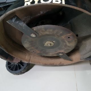 Máy cắt cỏ ryobi 160cc