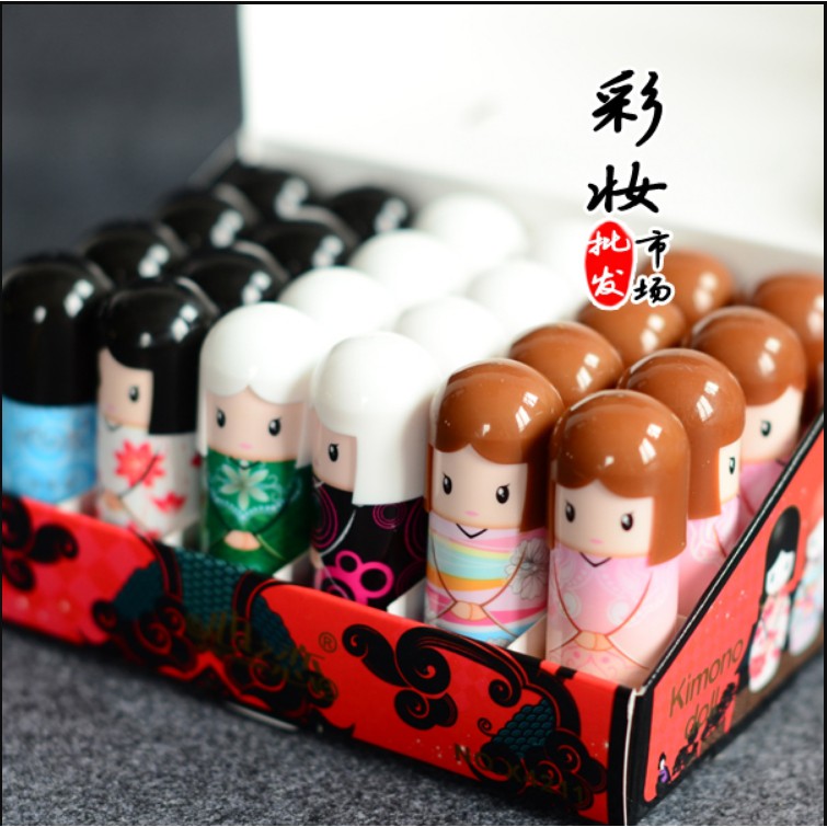 SON DƯƠNG KIMONO BÚP BÊ NGẪU NHIÊN SIÊU KUTE DỂ THƯƠNG NHỎ GỌN TIỆN LỢI DƯỠNG MÔI TUYỆT VỜI GIÁ RẺ ƯU ĐÃI | BigBuy360 - bigbuy360.vn