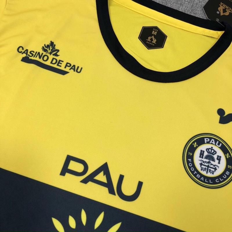 Bộ Quần Áo Bóng Đá CLB Pau FC Vải Thun Thái - Đồ Đá Banh QH pp Bởi Be Happy Sport