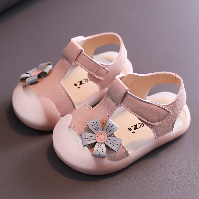 giày sandal chống vấp cho bé gái hình hoa Ankids 537