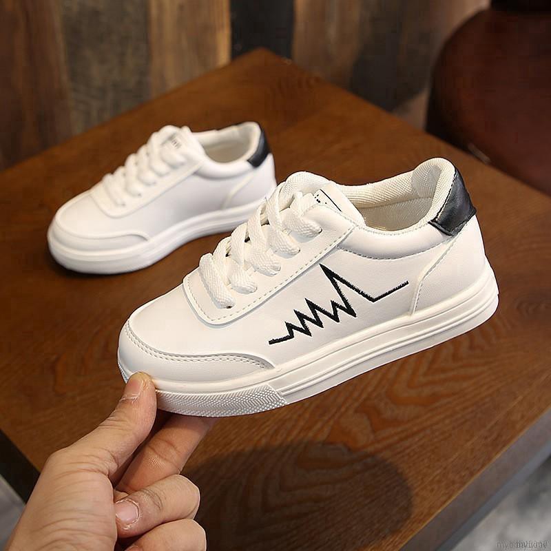 Giày Sneaker Đế Mềm Chống Trượt Cho Bé