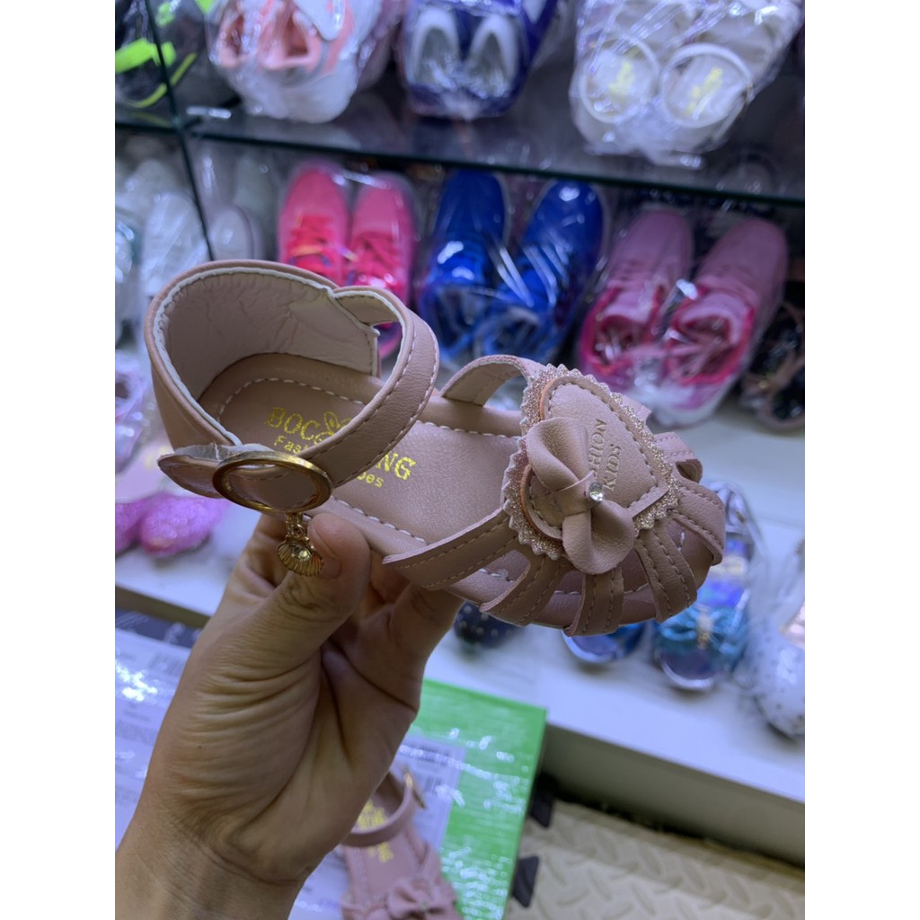Dép sandal cho bé, quai hậu bít mũi tết sam màu hồng điệu đà thời trang cho bé gái 1 - 5 tuổi SG21