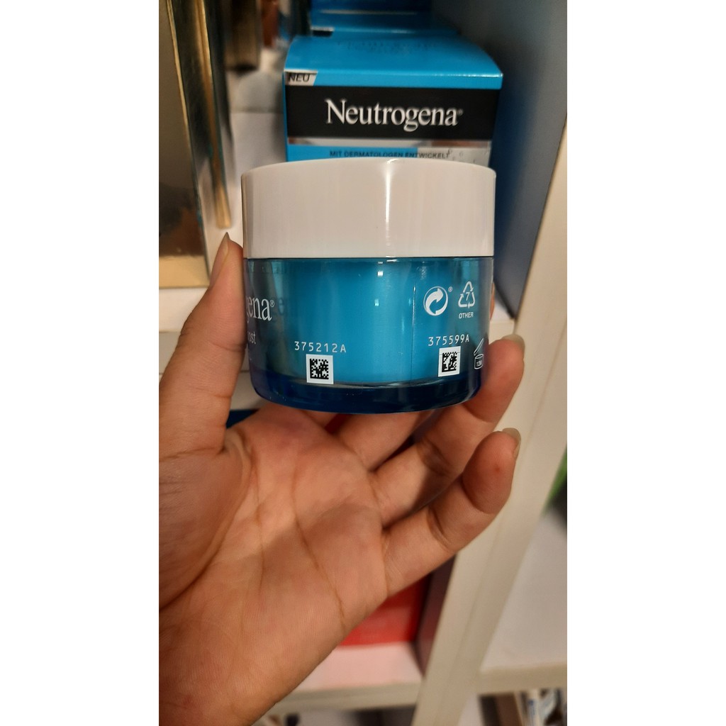 Kem Dưỡng Ẩm Neutrogena Hydro Boost Water Gel - huyền thoại