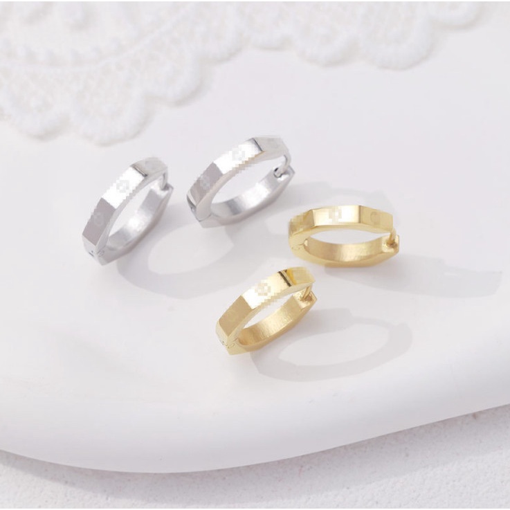 Bông Tai Khoen Tròn Lục Giác Đơn Giản Titan Ko Han Rỉ TT 4353