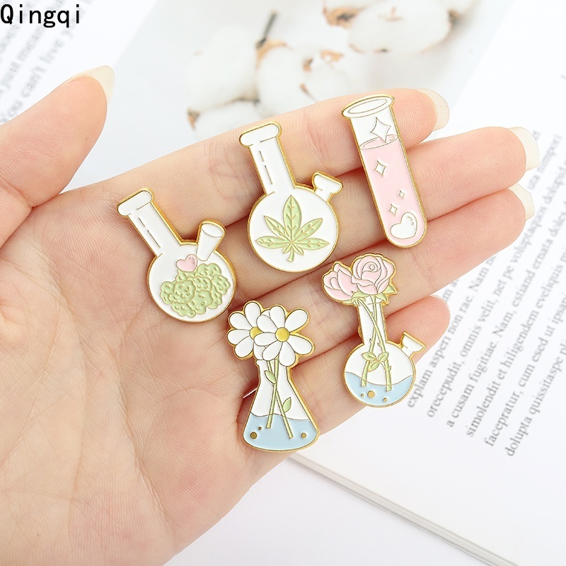 Miss Zoe Huy hiệu cài tóc thiết kế hình dạng ống nghiệm họa tiết hoa hoạt hình đáng yêu