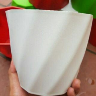 Chậu nhựa hình xoắn ốc phi 16cm