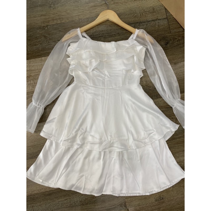 Váy trắng cúp ngực thiết kế xếp tầng cực xinh [Có lót toàn thân] | BigBuy360 - bigbuy360.vn