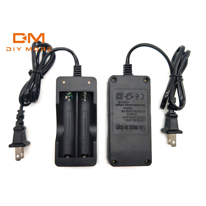 Thiết bị sạc pin lithium 18650 DIYMORE thông minh có dây cáp