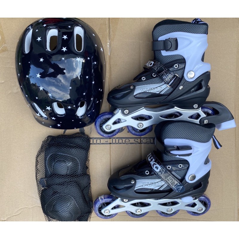 Giày Patin YUKO 100% hàng chuẩn đủ bộ phận bảo vệ - Bánh Xe Có Đèn Led - Giá Siêu Rẻ