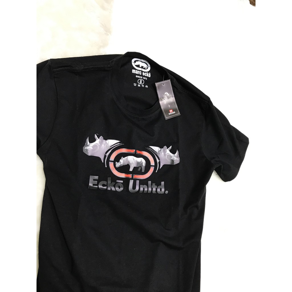 Áo thun unisex tay ngắn cổ tròn màu đen in logo Ecko độc đáo.