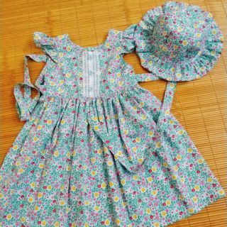 Set đầm và nón cho bé