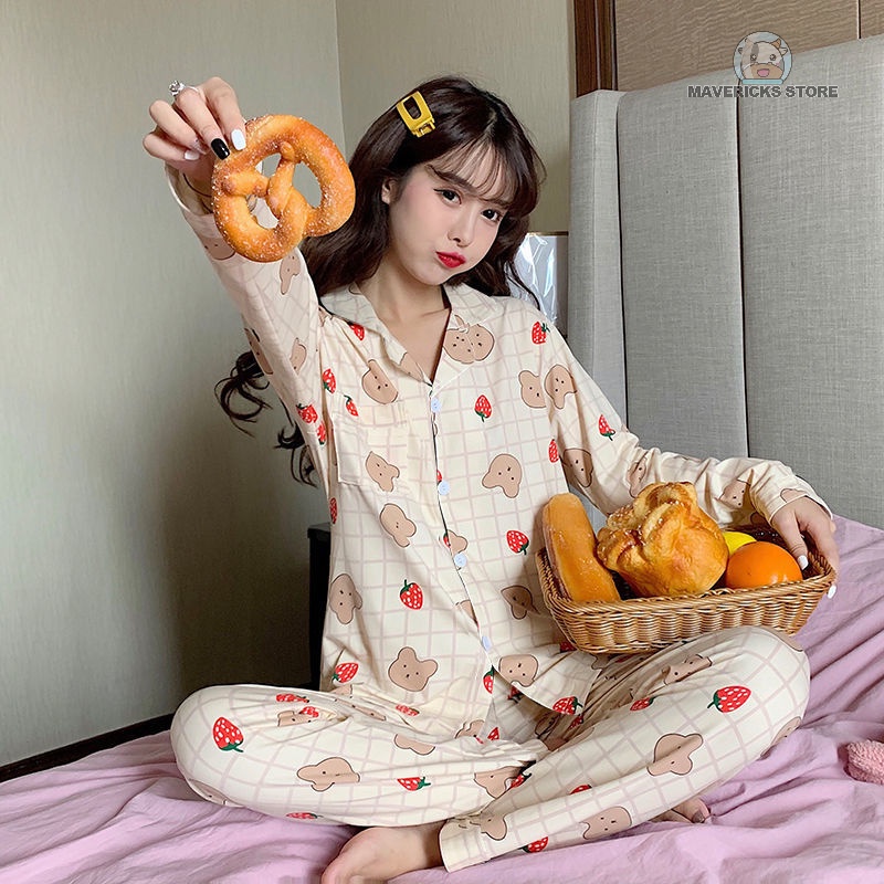 Bộ đồ ngủ tay dài in hình gấu và dâu tây dễ thương phong cách Hàn Quốc thời trang mùa thu cho nữ