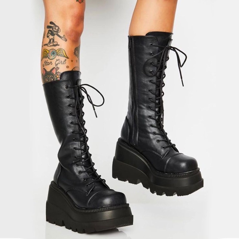 GOTHIC PLATFORM BOOTS - BỐT ĐÙI THẮT DÂY ĐẾ CAO 10CM