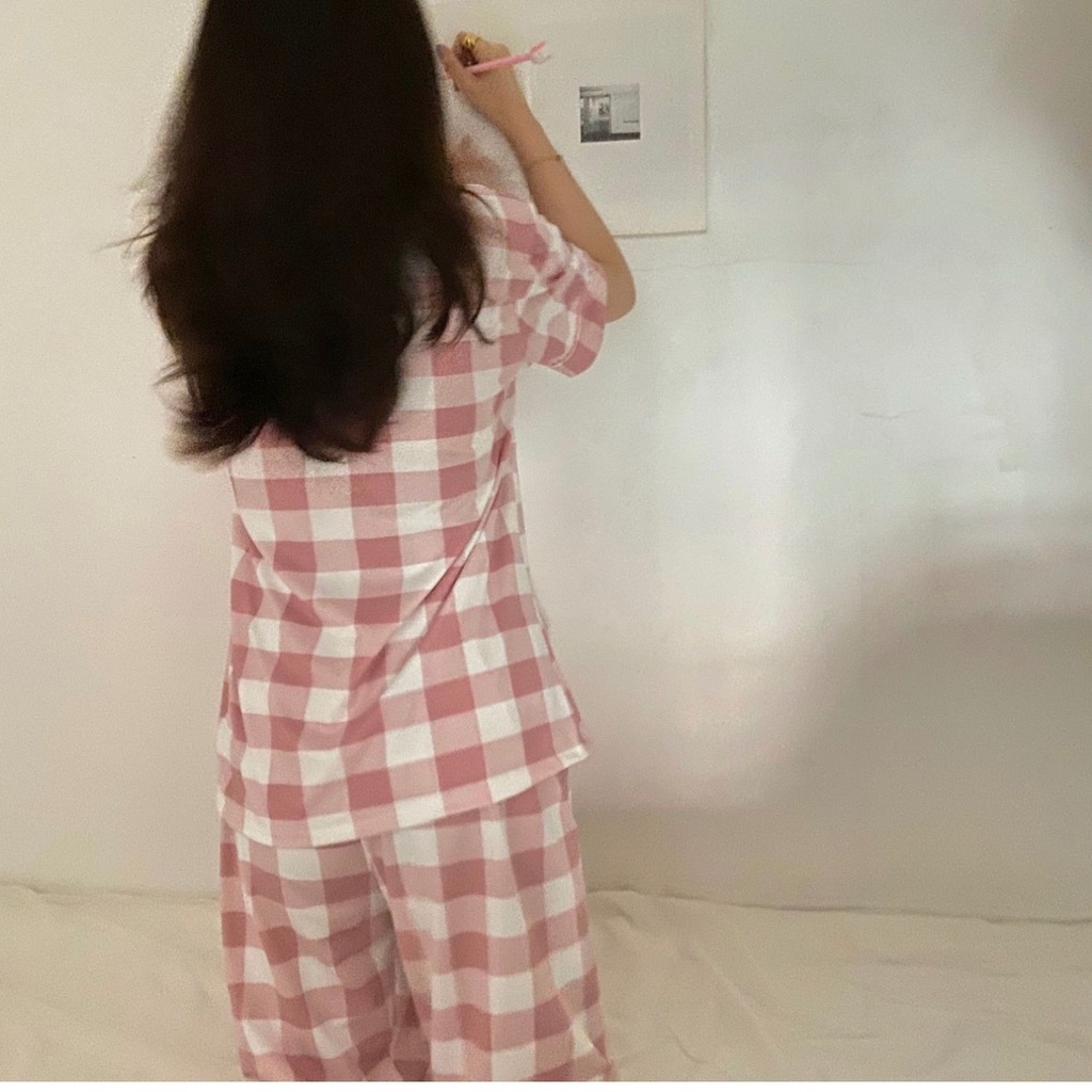 Bộ đồ ngủ dáng rộng hoa văn kẻ ô dễ thương thời trang mùa xuân hè cho nữ