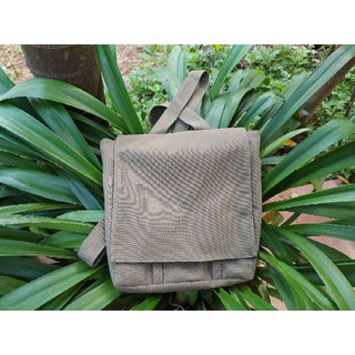 Balo vải trơn,được thiết kế đơn giản, may tỉ mỉ, cẩn thận