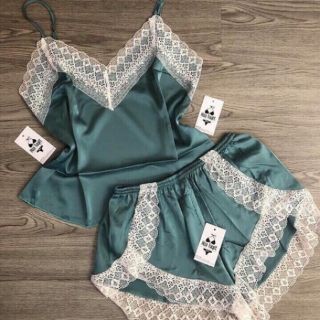 BỘ NGỦ PHI LỤA ĐÙI 2 DÂY PHỐI REN SEXY