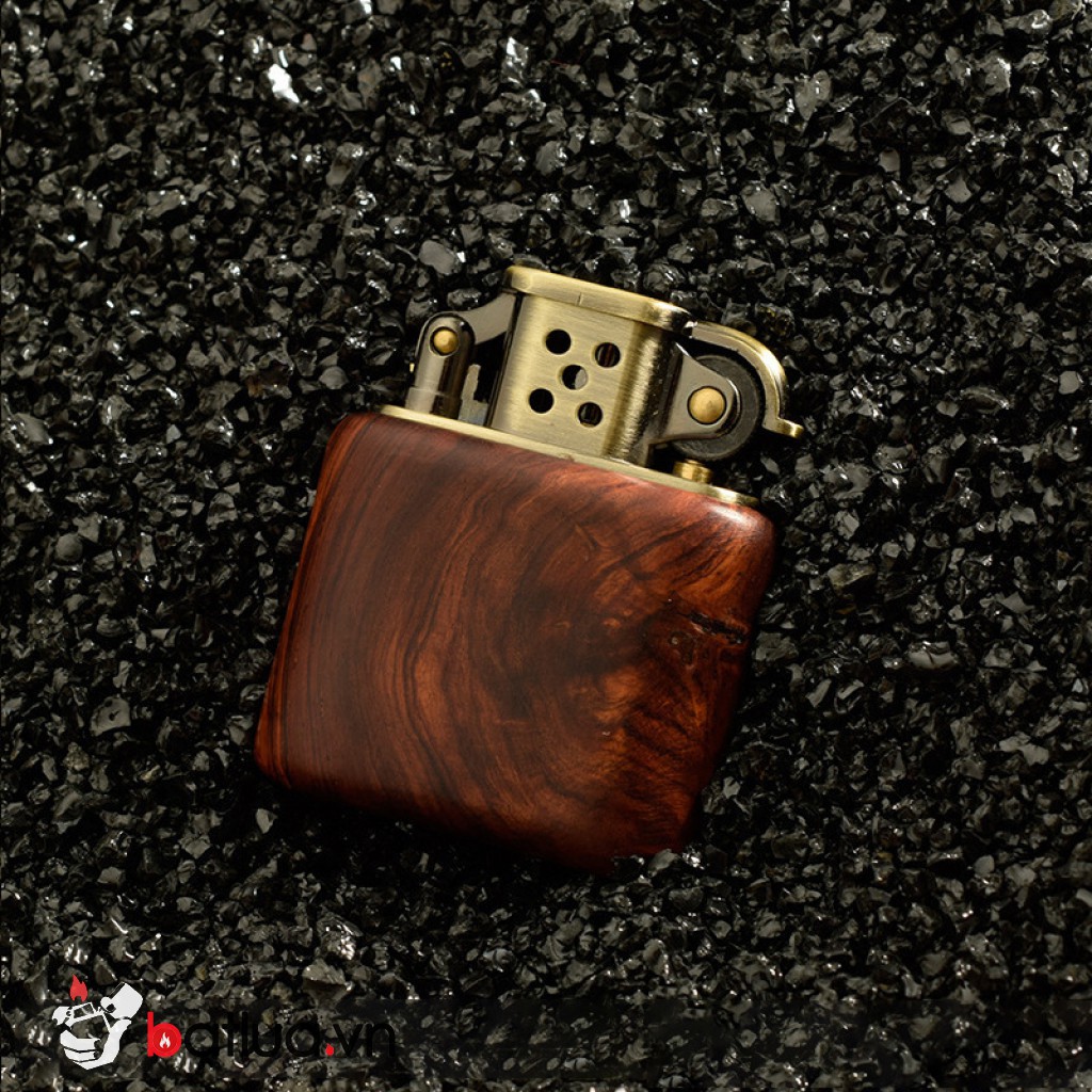 [Hàng Độc] Bật Lửa Xăng Đá Zorro Ốp Vỏ Gỗ Đàn Hương Màu Nâu