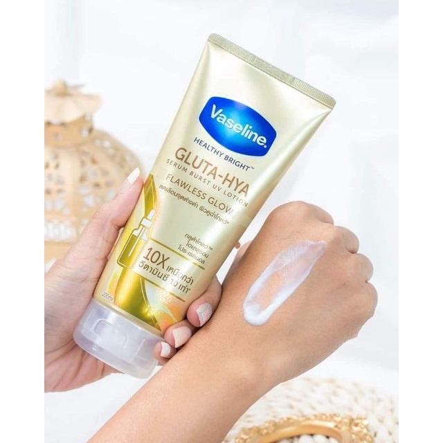 Vaseline dưỡng trắng da toàn thân hiệu quả - Thái Lan