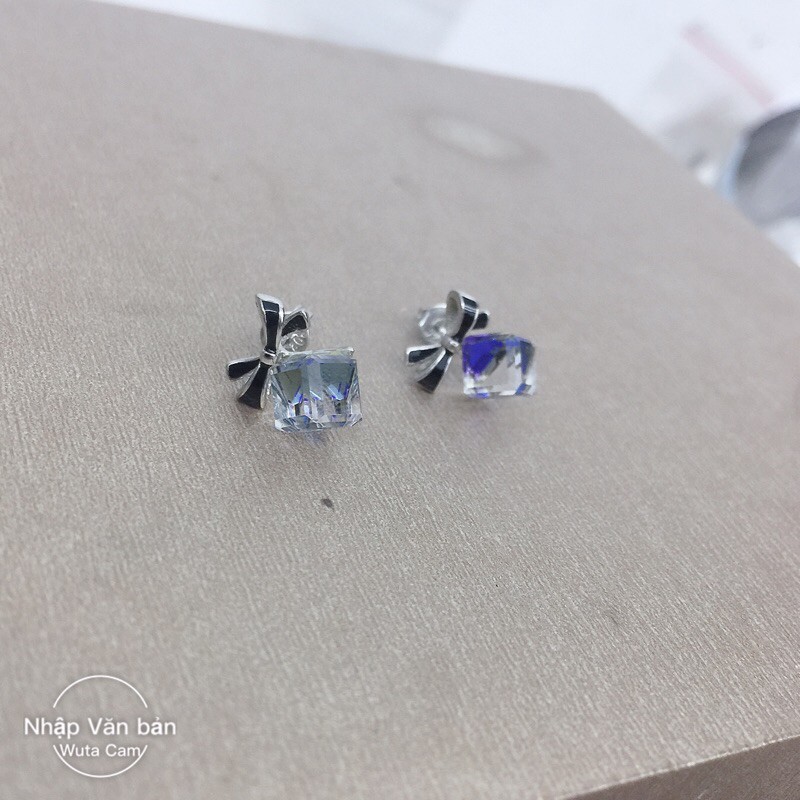 Khuyên tai hình nơ đính đá nhân tạo bạc ta loại đẹp