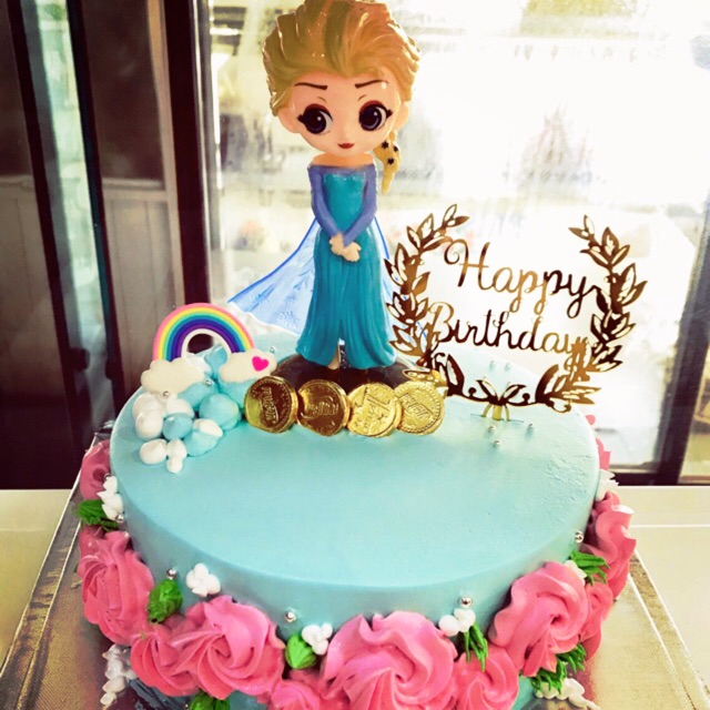 Búp bê EIsa mini trang trí bánh kem dễ thương