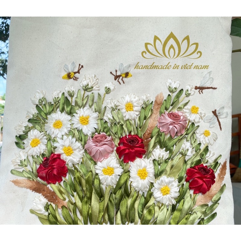 Túi tote thêu ruy băng, quà tặng đối tác