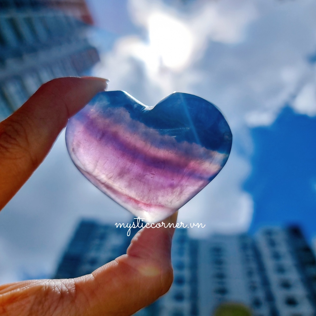Trái tim đá thanh tẩy Fluorite , đá phong thủy dùng trong Tarot, reiki, thiền định