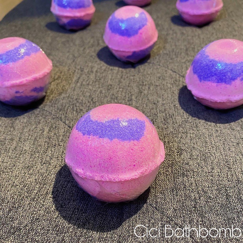 Bom tắm kẹo ngọt (Candy Bath Bomb)