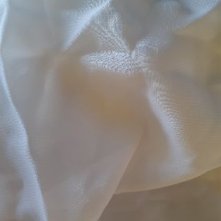 Vải voan trắng