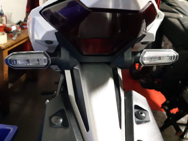 Cặp Xi nhan zin vario , si nhan zin winner x tháo xe