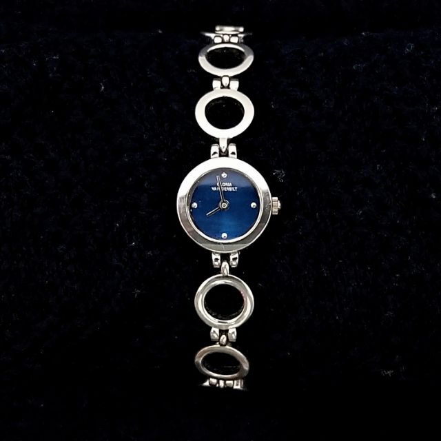 Đồng hồ nữ GLORIA VANDERBILT