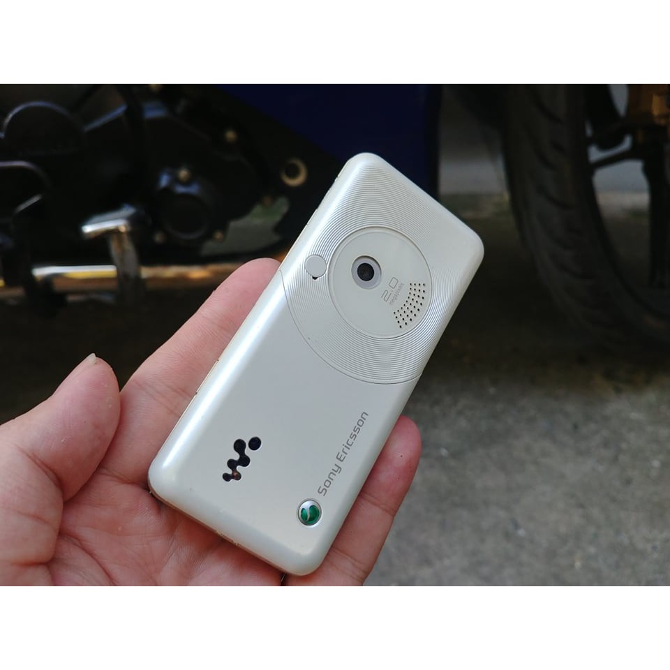 Điện thoại Sony Ericsson W660i chính hãng