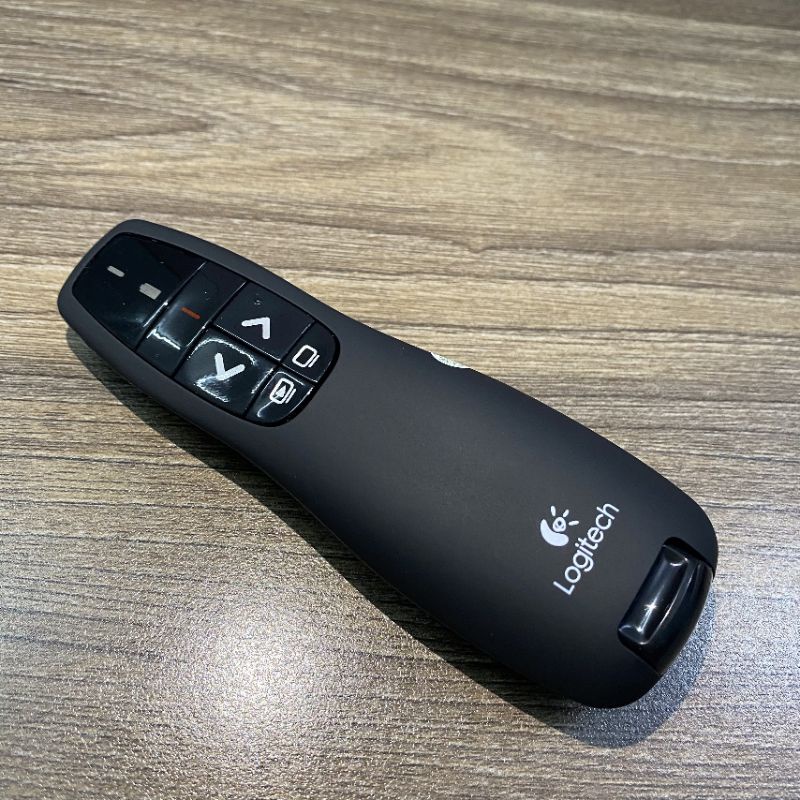 Bút Trình Chiếu Slide R400 PowerPoint Laser 2.4G. Bút Chỉ Máy Chiếu Màu Đen, Nút Ấn Nhạy