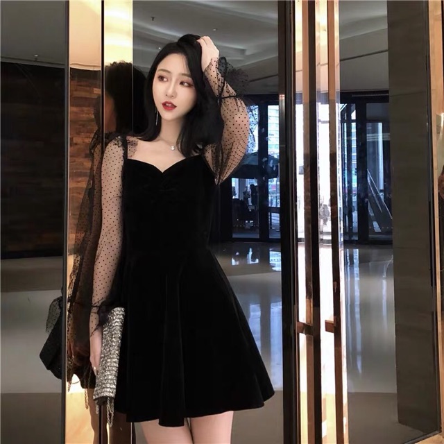 Váy nhung tay ren đen