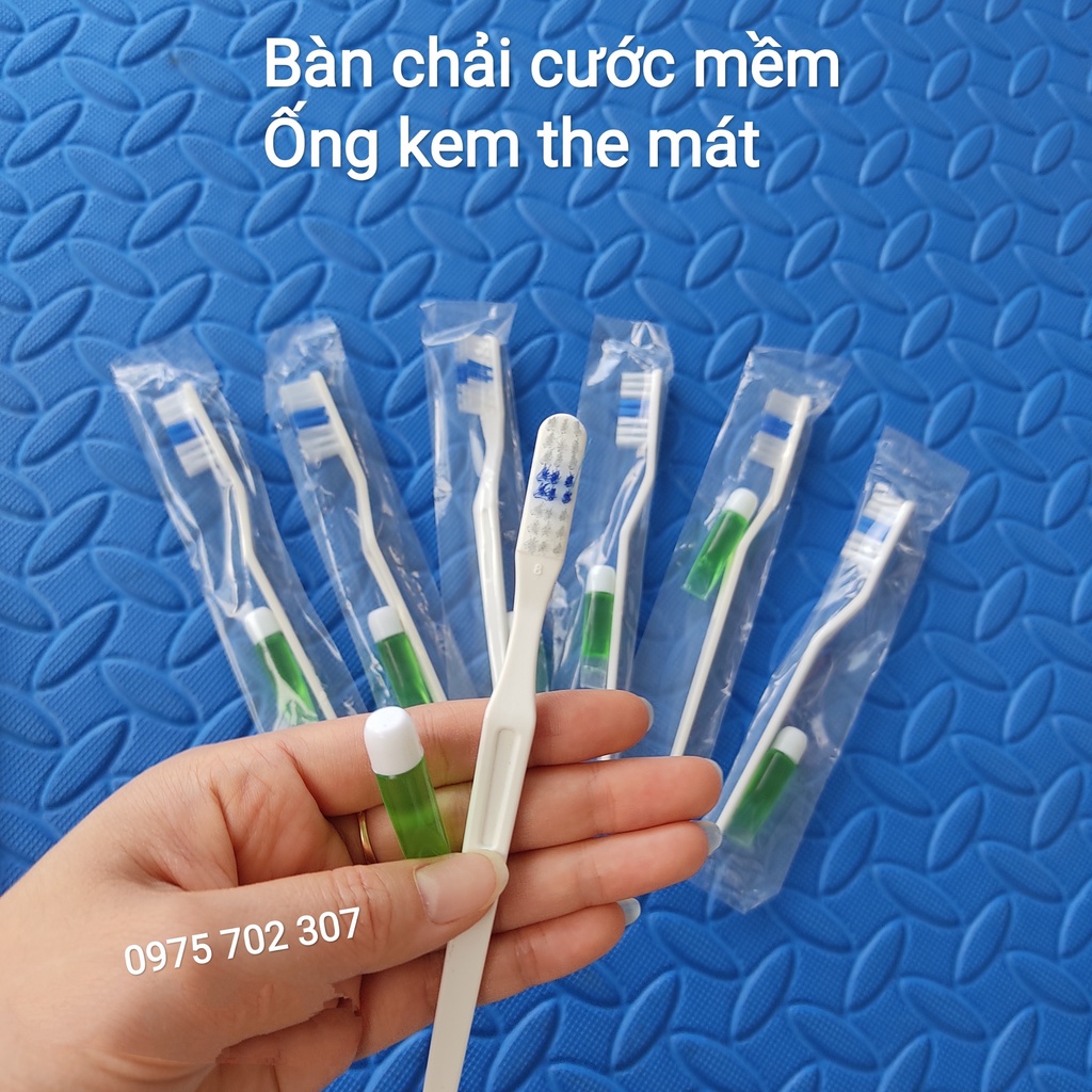 Bàn chải đánh răng khách sạn, dùng 1 lần đi du lịch, kem đánh răng cao cấp túi 100 cái