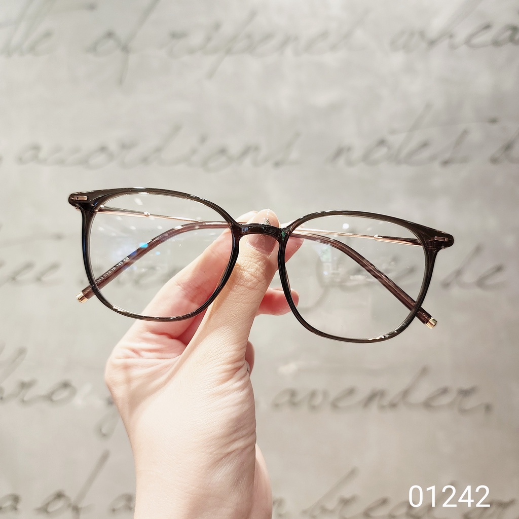 Kính nhựa tròn nam nữ LILYEYEWEAR chất liệu nhựa thanh mảnh màu sắc thời trang 01242