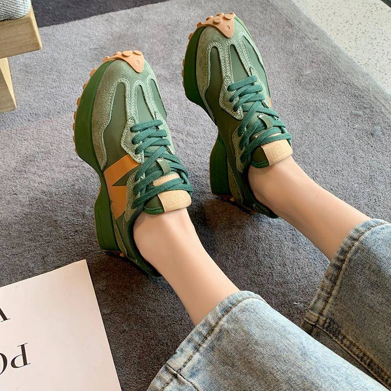 Giày Sneaker Mùa Hè Siêu Nhẹ Phong Cách Cổ Điển Hợp Thời Trang Mới Cho Nữ
