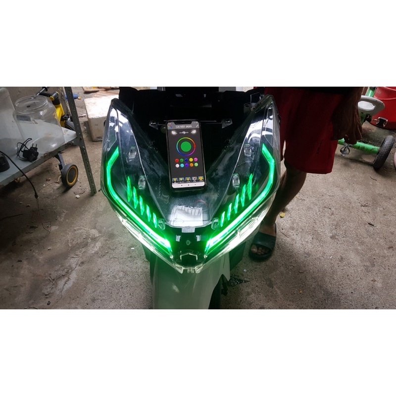 Audi Demi i8 hiệu ứng cho Vario 125/ 150 - bảng mạch chỉnh app 7 màu