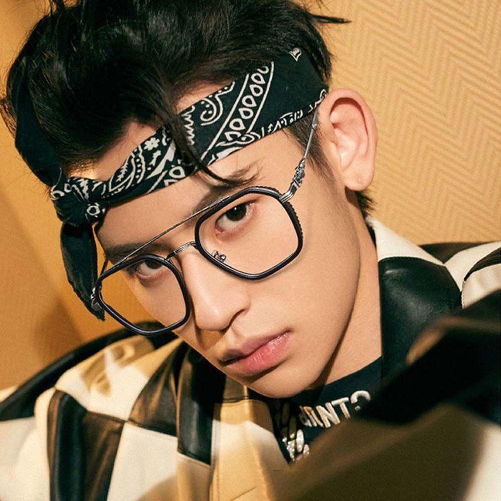 Mắt Kính Chống Bức Xạ Tròng Vuông Màu Đen Thời Trang Cho Nam Và Nữ