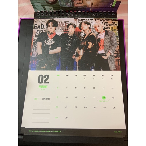 Share lẻ Seasons greetings BTS 2022