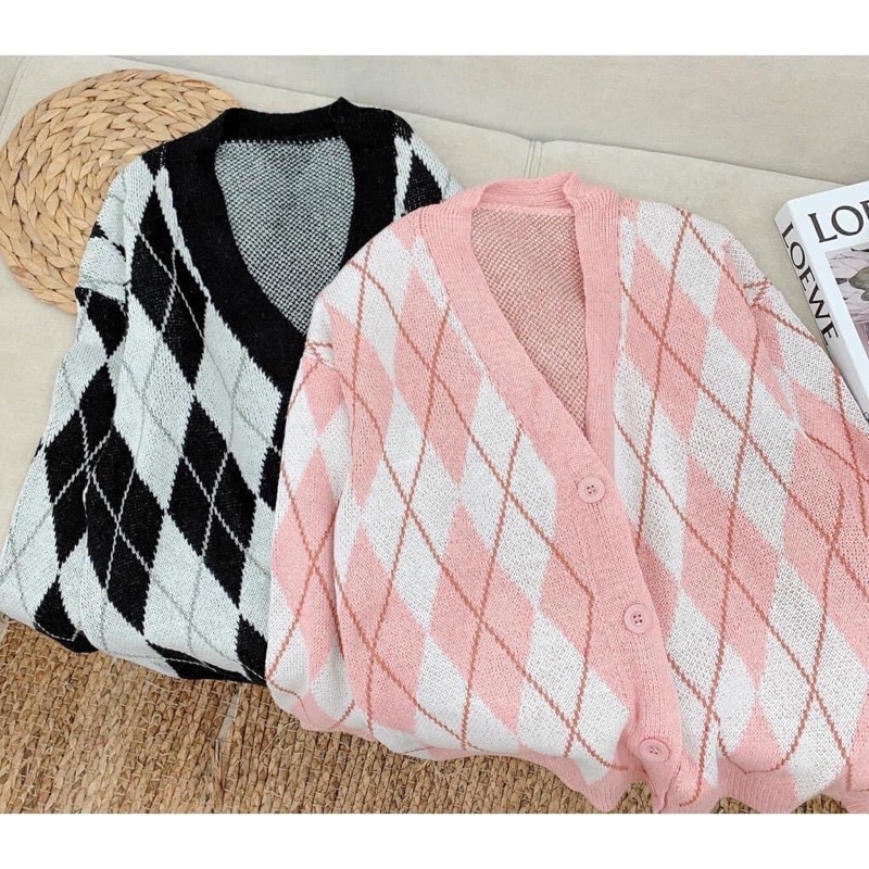 Áo cardigan dài tay hoạ tiết trám phong cách Hàn Quốc