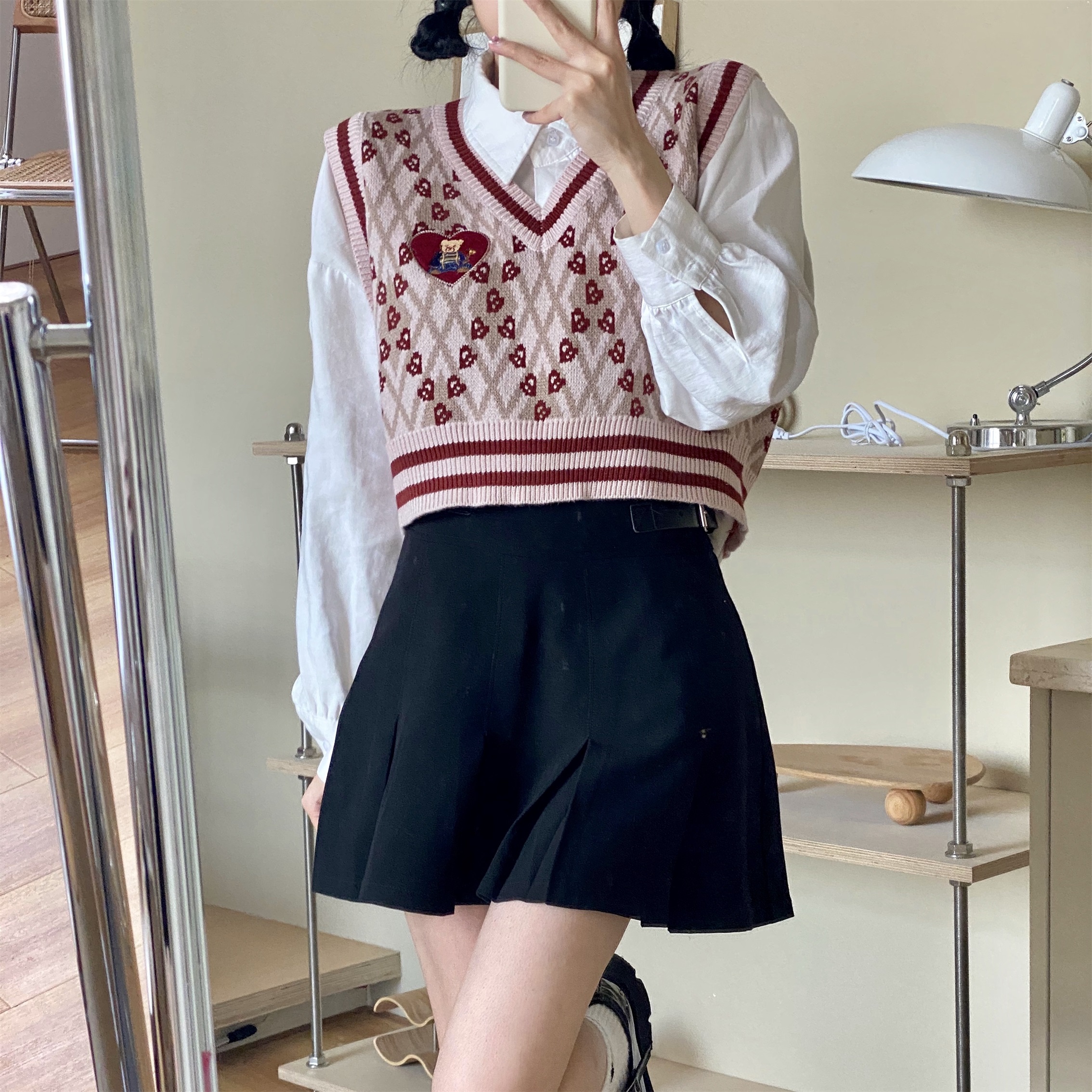 Áo Len Không Tay Cổ Chữ V Thêu Hình Gấu Dễ Thương Phong Cách Hàn Quốc Dành Cho Nữ | BigBuy360 - bigbuy360.vn