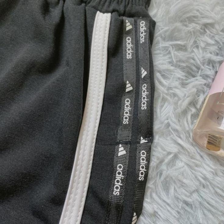 Quần đùi nữ VNXK | Quần Short Nữ Cotton Vải Thái Mềm Mịn Thoáng Mát FREESHIP ELLY CLOTHING1