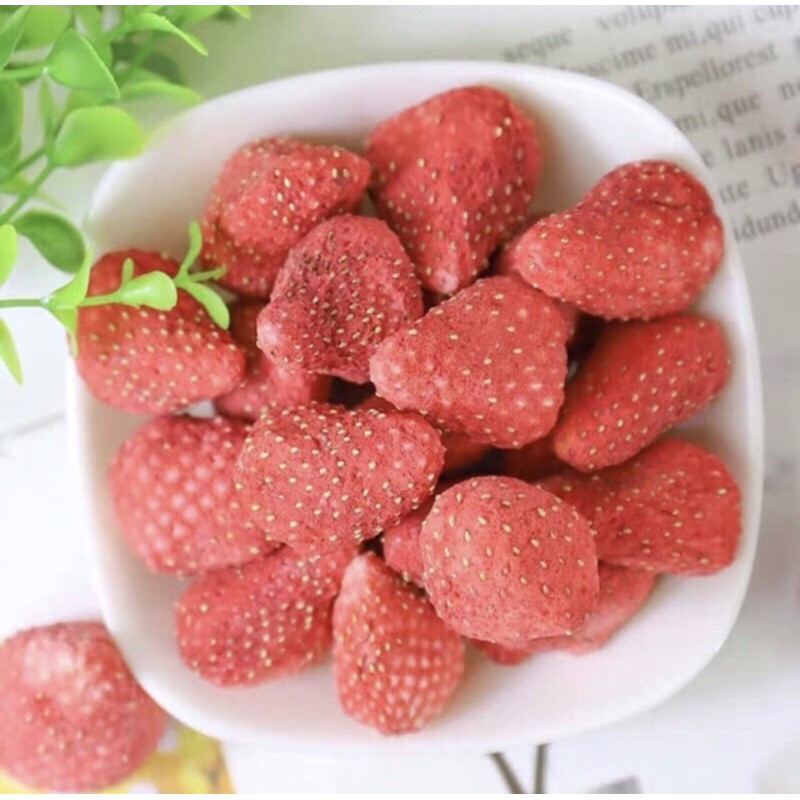 [HÀNG MỚI VỀ] Dâu tây sấy giòn đều quả, chua ngọt tự nhiên 100g