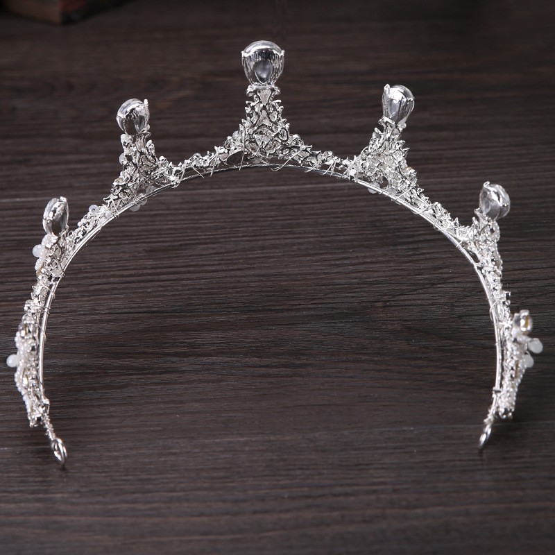 Vương miện đính ngọc trai nhân tạo cho cô dâu thời trang