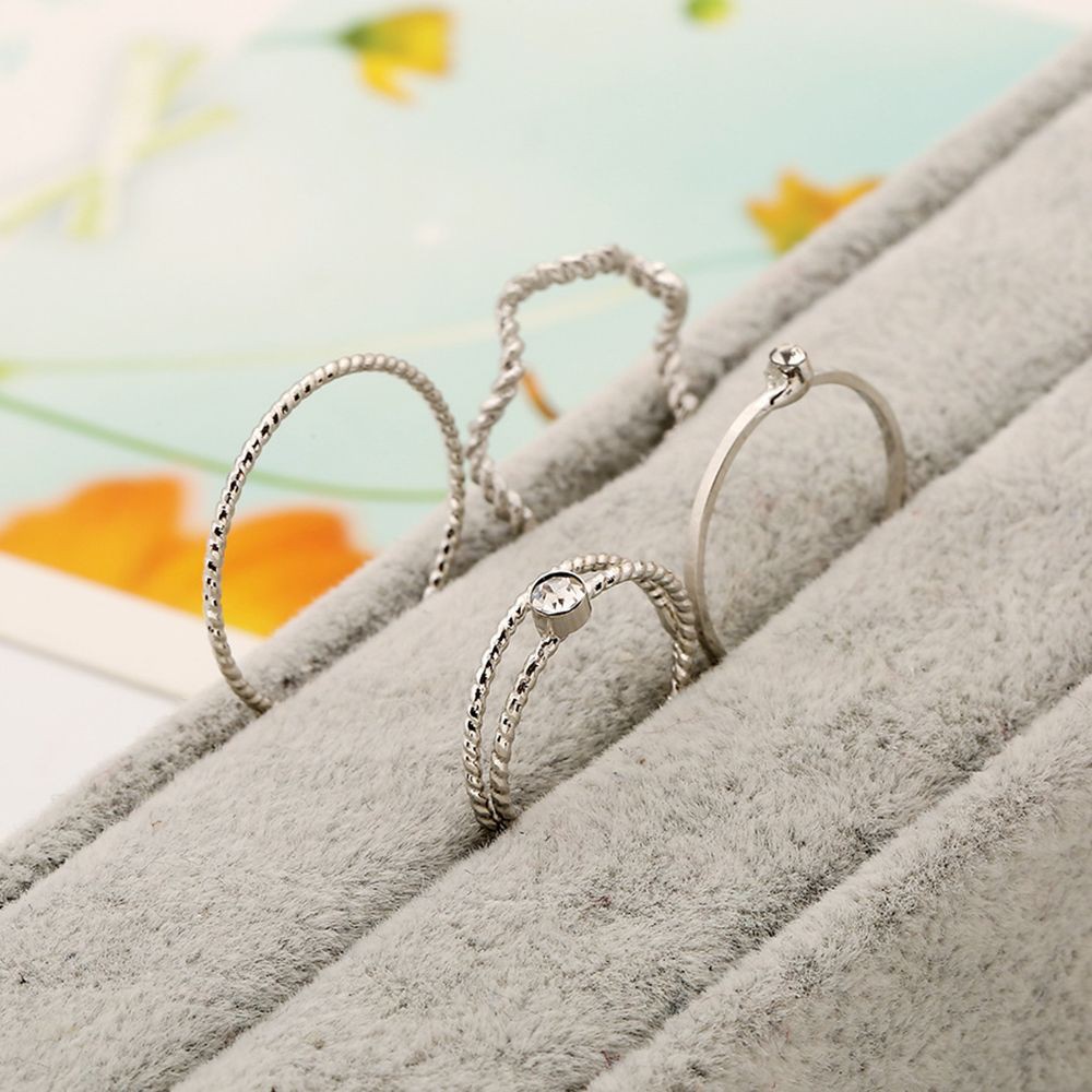 Nhẫn đính đá lấp lánh kiểu dáng thời trang cho nữ