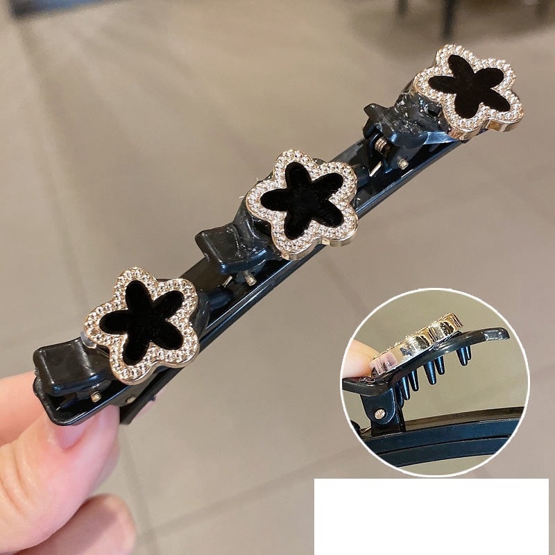 Kẹp Tóc Hình Cỏ Ba Lá Đính Đá Và Ngọc Trai Lấp Lánh Phong Cách Hàn Quốc Thanh Lịch Dành Cho Bạn Nữ
