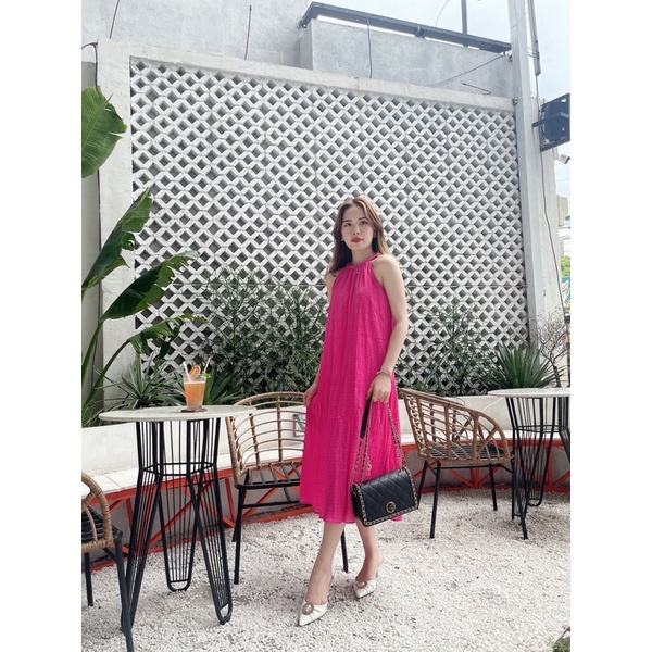 Đầm maxi cổ yếm nổi bật freesize chất lenin Kalex BT115