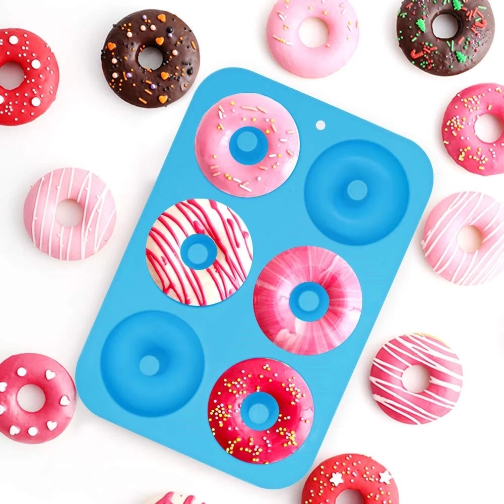 Khuôn Silicone Làm Bánh Donut DIY Chống Dính Tiện Lợi
