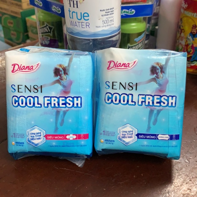 [Rẻ vô địch] Gói 8 Miếng Băng Vệ Sinh Diana Cool Fresh Siêu Mỏng